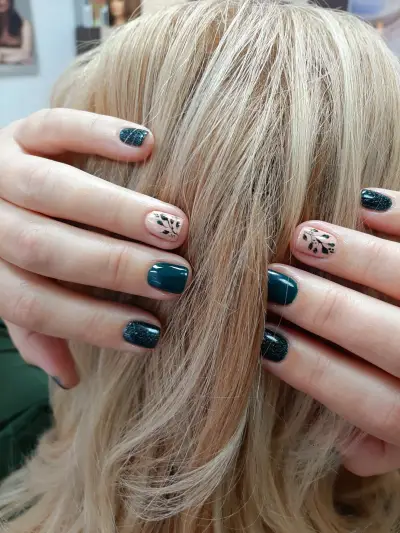 Салон за красота-Vi line- hair studio