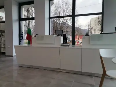 Еконт офис Враца Левски