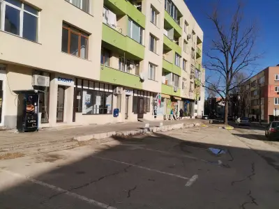 Еконт офис Враца площад Руски