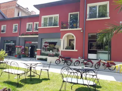 Hotel Misho's Street