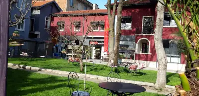Hotel Misho's Street