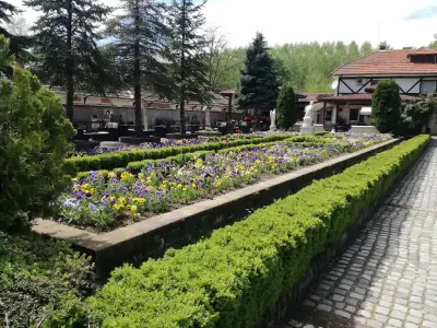 Мотел Рай