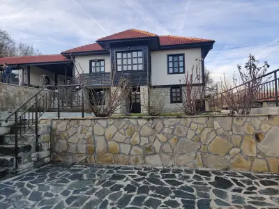 Къща за гости "Петрова къща"