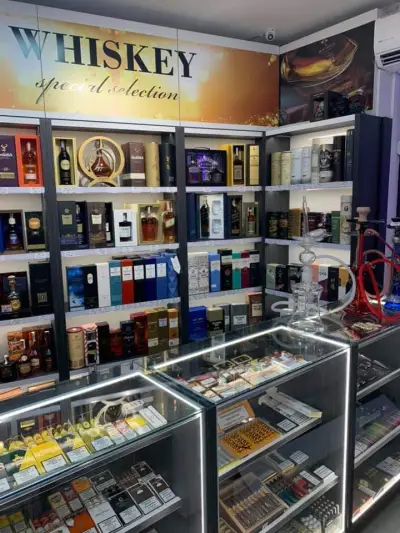 K&M Tobacco and Drinks