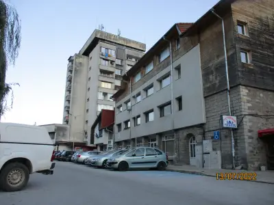 Гостилница „Чинара“