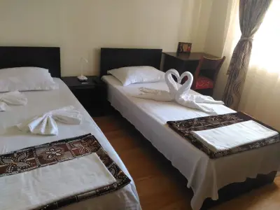 Edelweiss guesthouse, glamping and camping