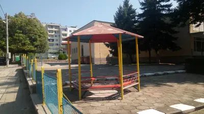 ДГ"Осми март"
