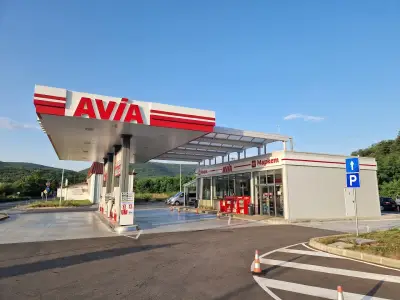 Avia