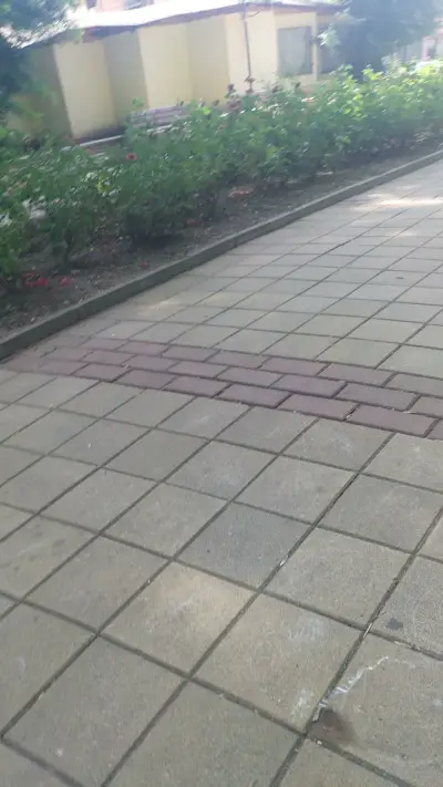 Парк пред СПА хотел