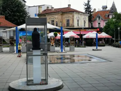 Площад Киацо