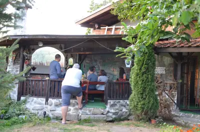 Къща за гости "Войводите" село Горно Изворово