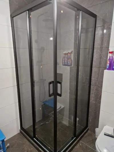 Роял глас кабинс