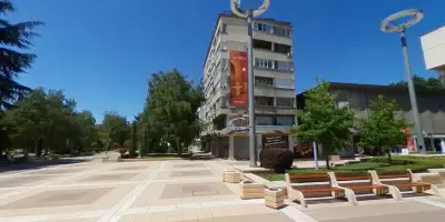 Фонтаните пред Община Ямбол