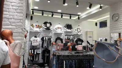 магазин "INDIGO fashion" Кърджали