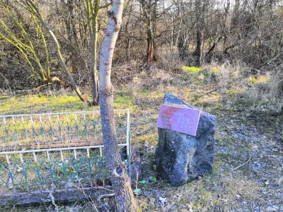 Гроб-паметник на български войник