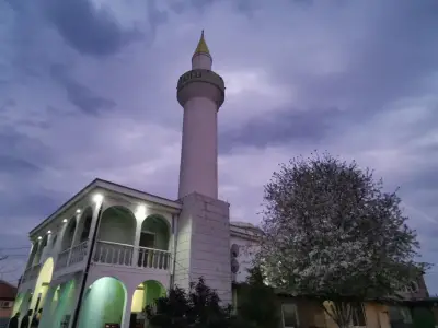 Централна джамия на Изток
