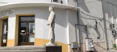 Паметник на Бозаджията