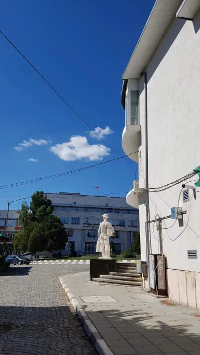 Паметник на Бозаджията