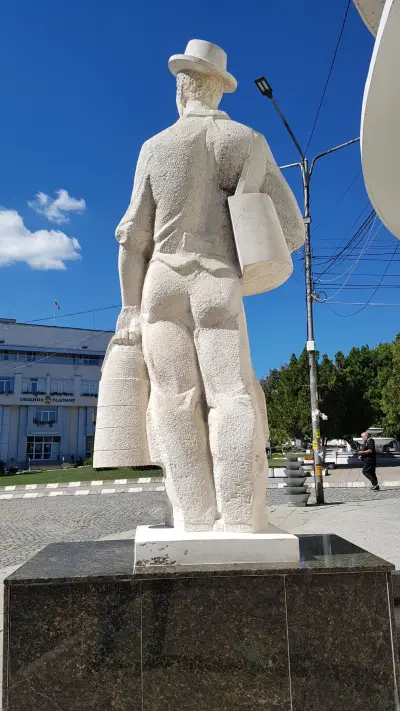 Паметник на Бозаджията
