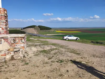 Символи на държавността и вярата.
