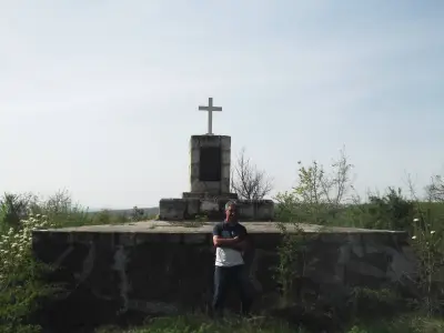 Братско руско гробище