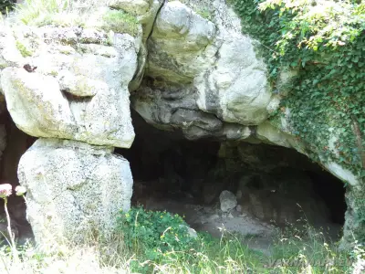 Пещери Горна и Долна капладжа