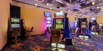 PALMS BET, GRANDPLAZA MALL