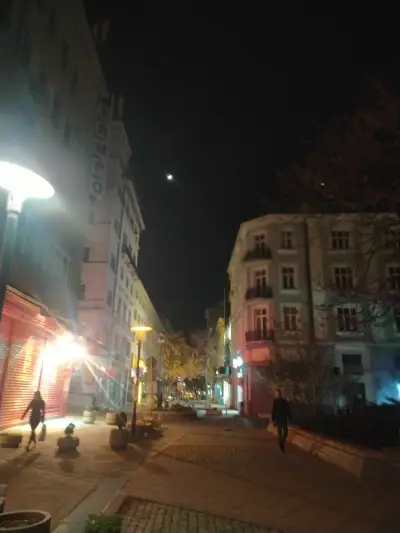 Галерия на градски стенописи „Пиротска“