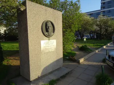 Паметник на Димитър Грънчаров