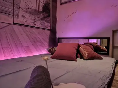 Cleo Exotic Studio