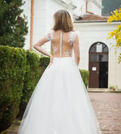 Дизайнерско ателие "DressByKS"