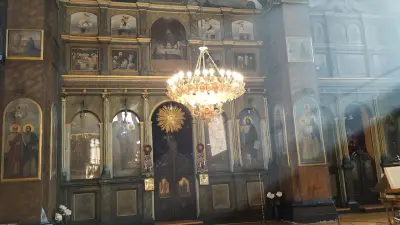 Катедрален Храм "Свети Дванадесет Апостоли"