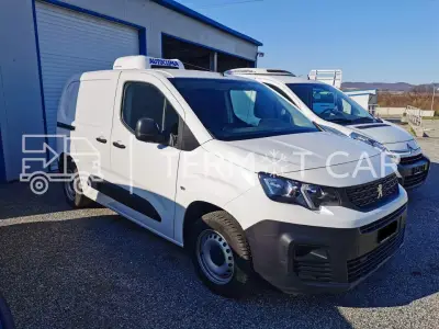 Изработка и сервиз на хладилни автомобили Враца - ТЕРМОТ КАР ЕООД