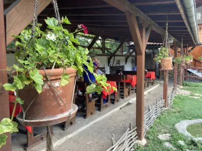 Ресторант "Лозница"