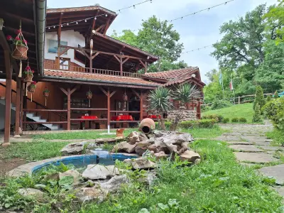 Ресторант "Лозница"