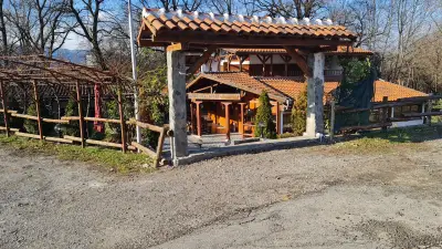 Ресторант "Лозница"