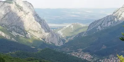 Семеен хотел Момина сълза