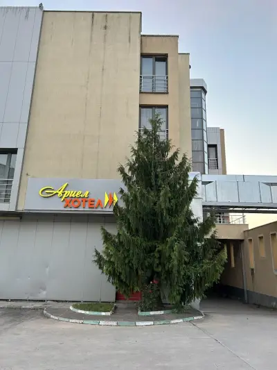 Хотел Ариел / Hotel Ariel