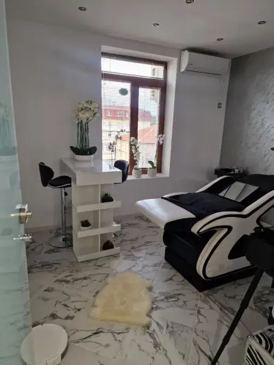 Bella Beauty House