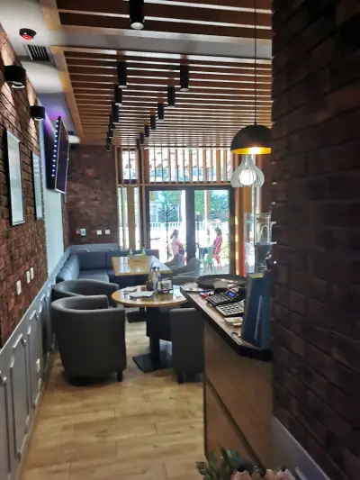 Omerta Bar & Pizza