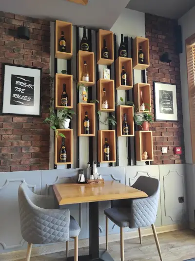 Omerta Bar & Pizza