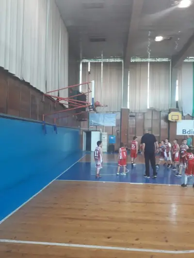 Спортна зала "Фестивална"