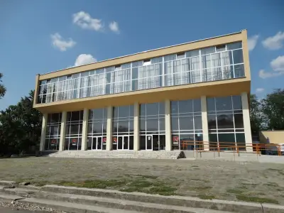 Спортна зала "Фестивална"