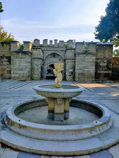 Хотел Старият град