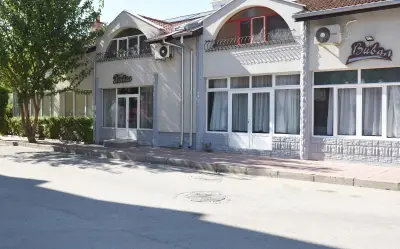 Хотел “Вивал”