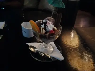 Корнер кафе