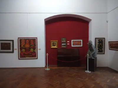 Художествена галерия „Никола Петров”
