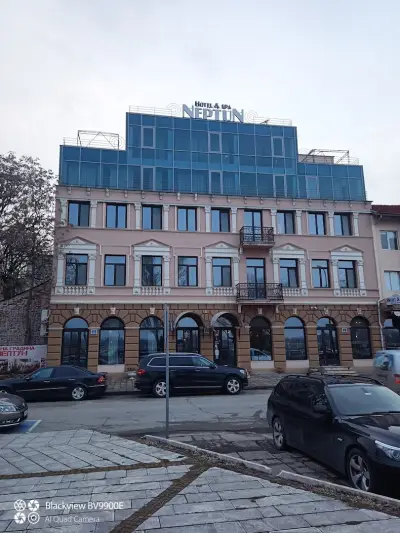 Хотел Нептун