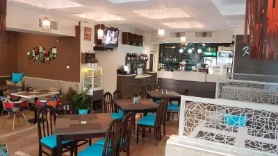 Кадифе бар и динър