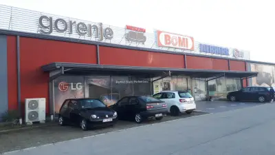 Търговска база BOMI